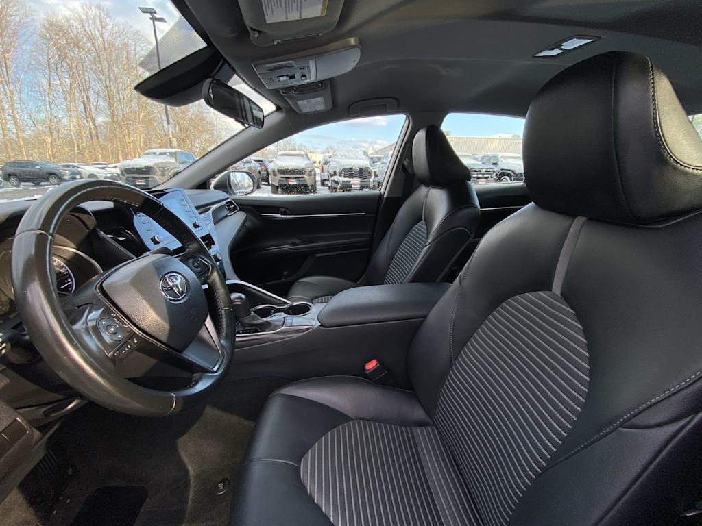 Thumbnail: 2023 Toyota Camry - 9