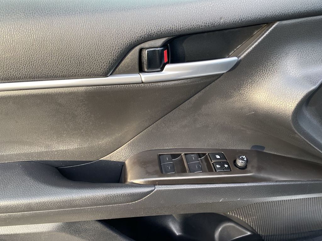 Thumbnail: 2023 Toyota Camry - 30