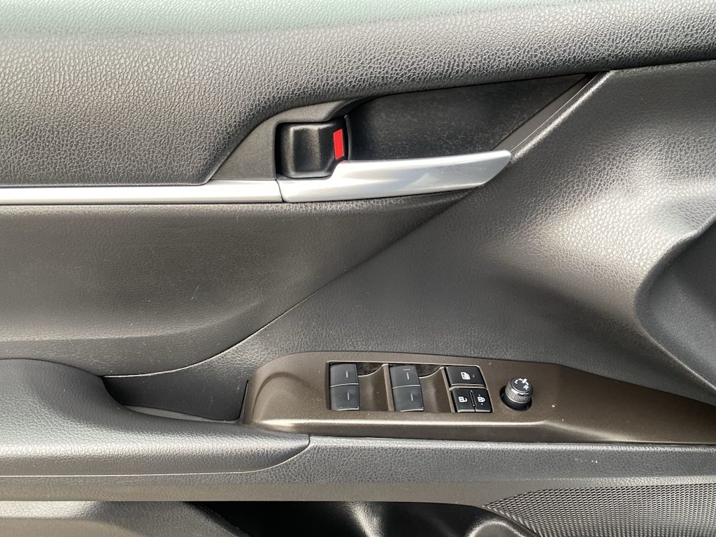 Thumbnail: 2023 Toyota Camry - 29