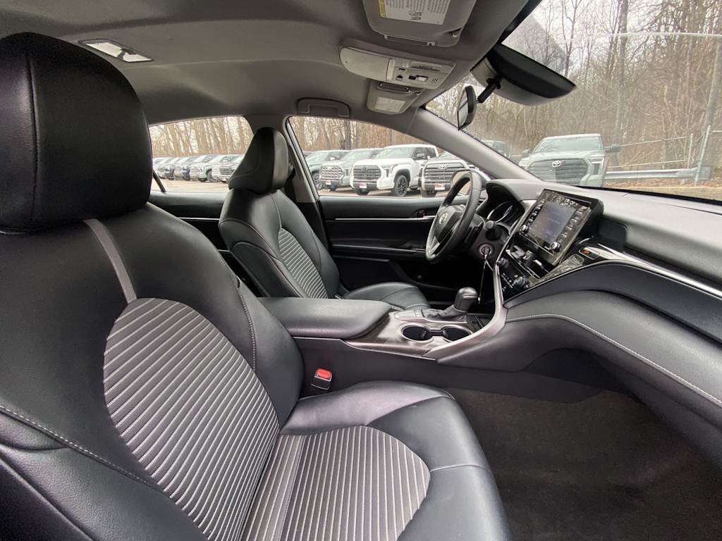 Thumbnail: 2023 Toyota Camry - 30