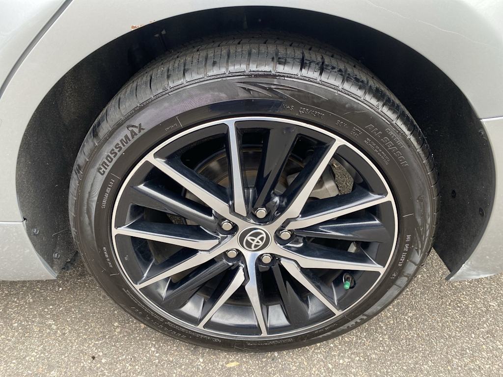 Thumbnail: 2023 Toyota Camry - 26