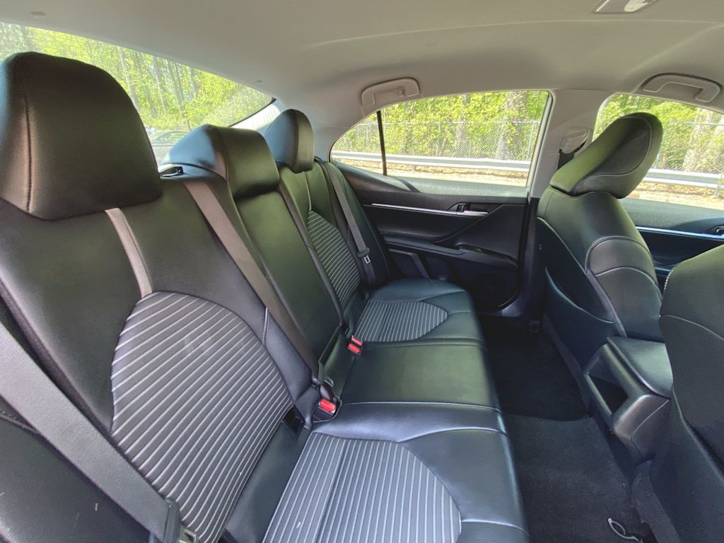 2023 Toyota Camry SE 27