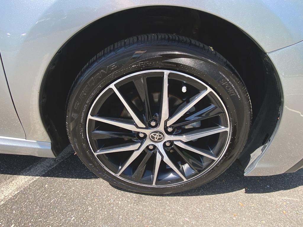 2023 Toyota Camry SE 23
