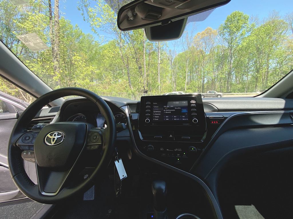 2023 Toyota Camry SE 2