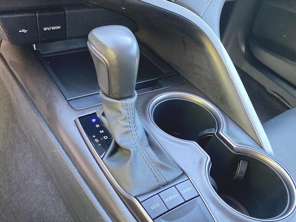 2023 Toyota Camry SE 12