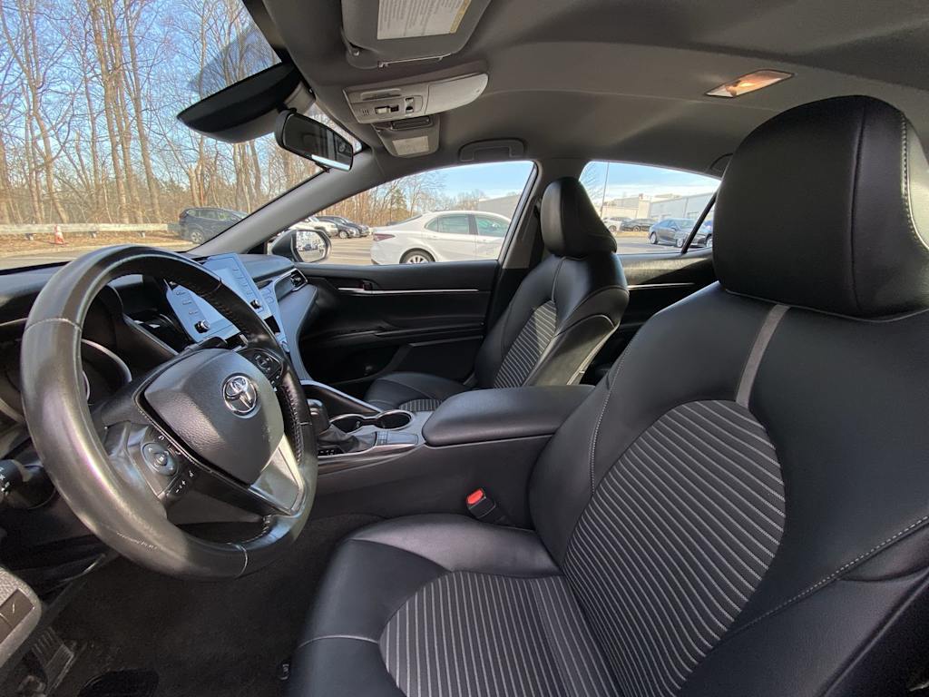 Thumbnail: 2023 Toyota Camry - 9