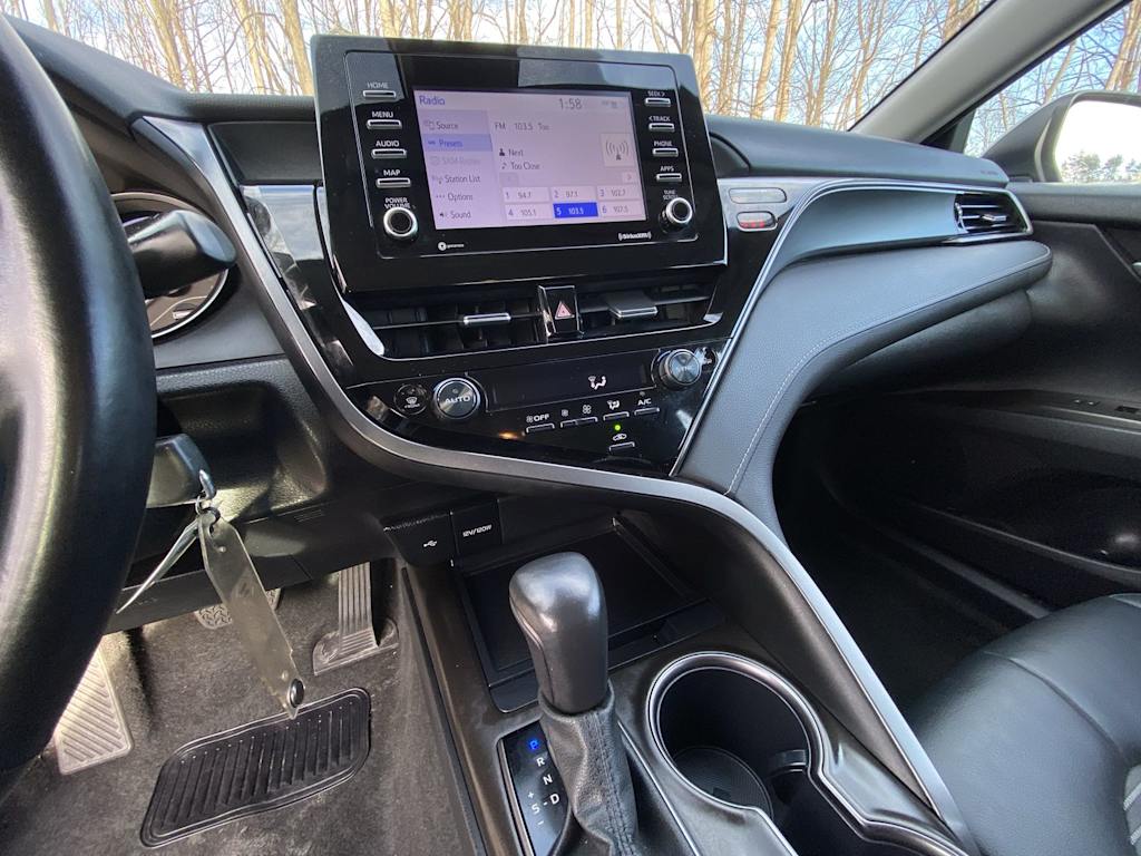 Thumbnail: 2023 Toyota Camry - 12