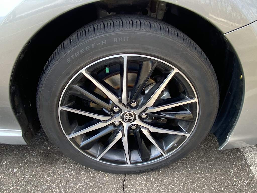 Thumbnail: 2023 Toyota Camry - 26