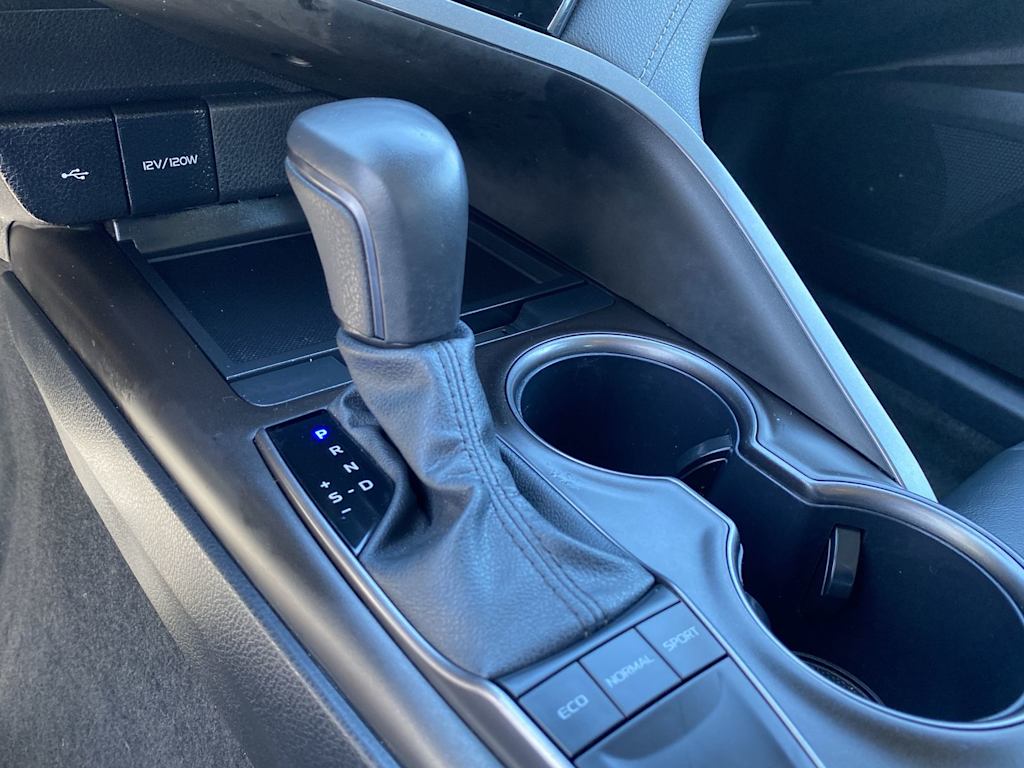 Thumbnail: 2024 Toyota Camry - 12