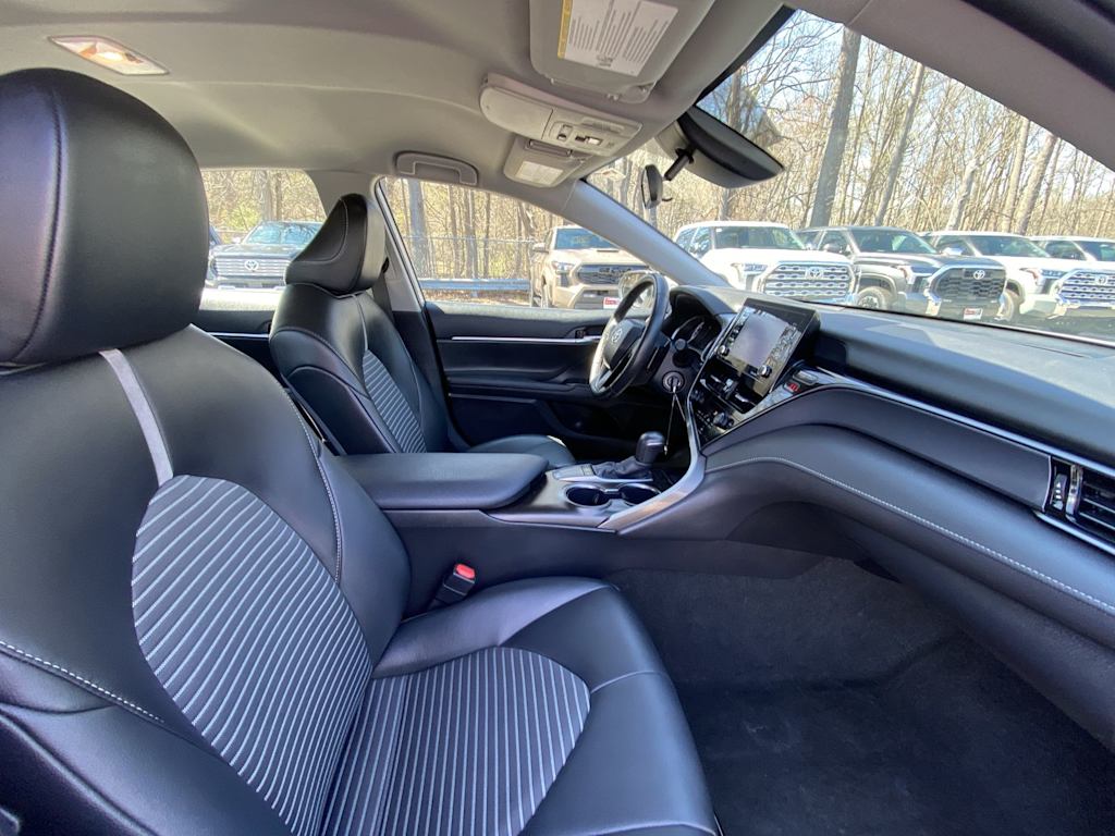 Thumbnail: 2024 Toyota Camry - 8