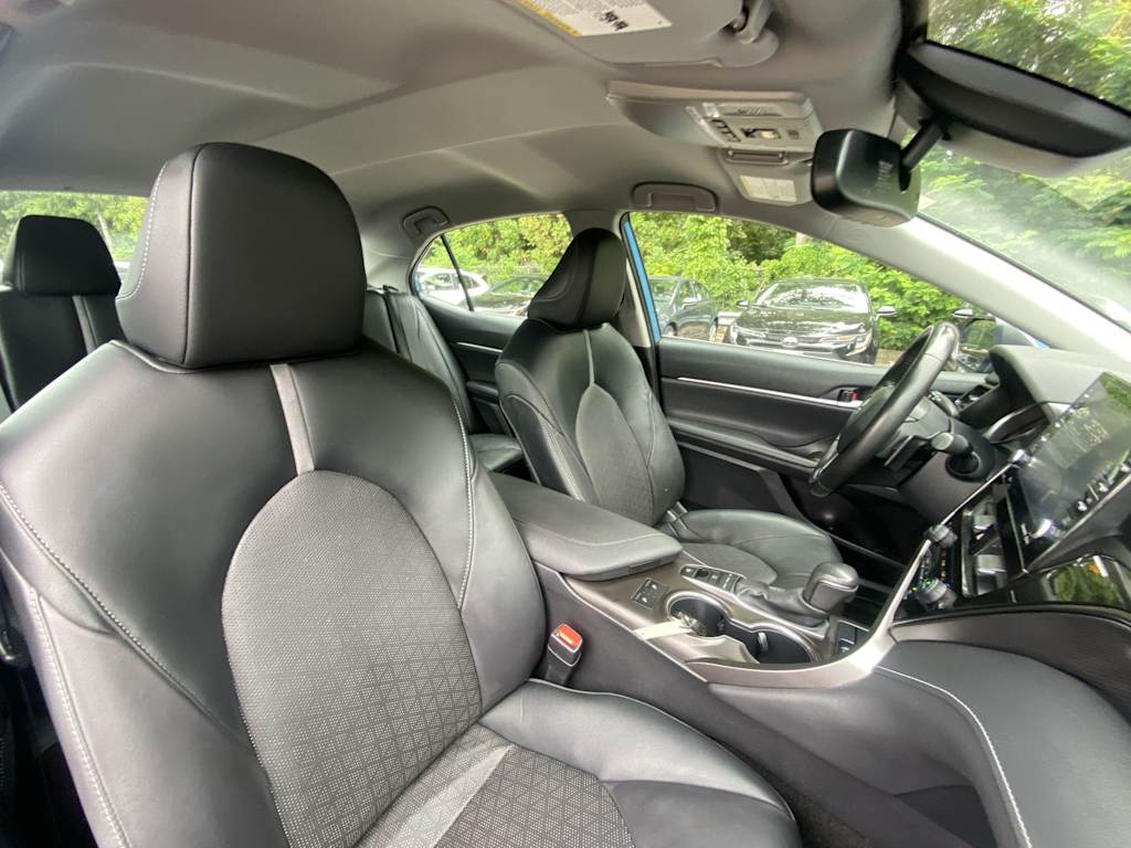 Thumbnail: 2023 Toyota Camry - 21