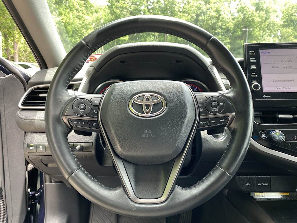 Thumbnail: 2021 Toyota Camry - 11