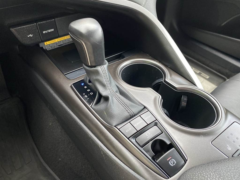 Thumbnail: 2021 Toyota Camry - 13