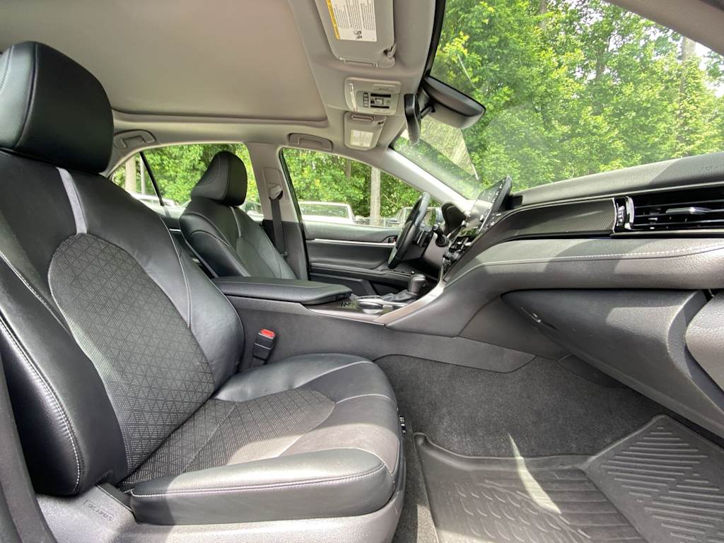 Thumbnail: 2021 Toyota Camry - 30