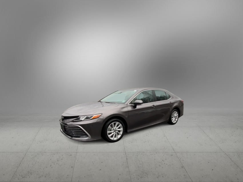 2022 Toyota Camry LE 6