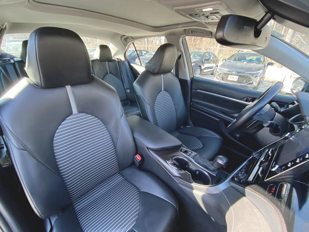 2021 Toyota Camry SE 27
