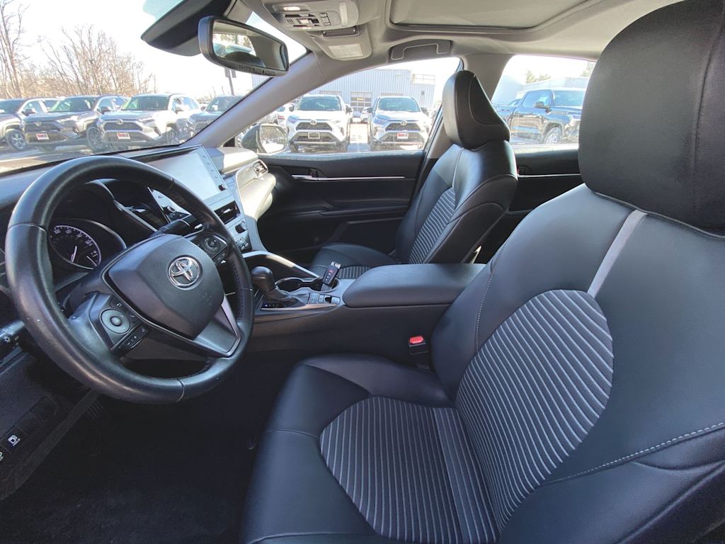 2021 Toyota Camry SE 8