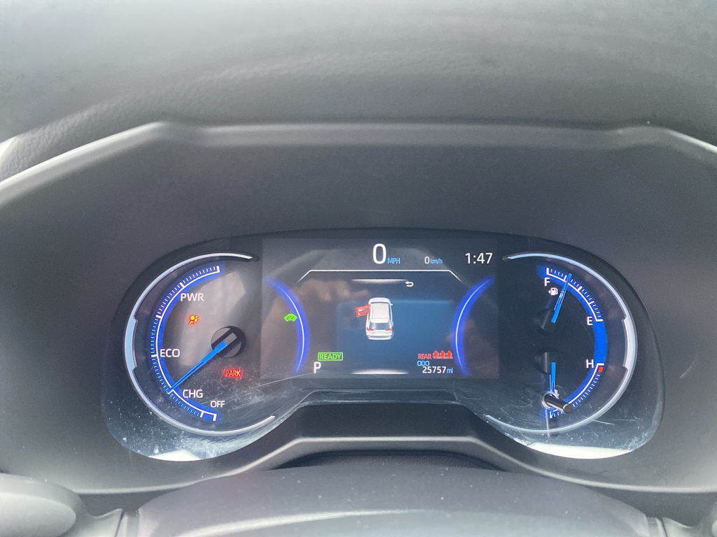 Thumbnail: 2025 Toyota RAV4 - 13