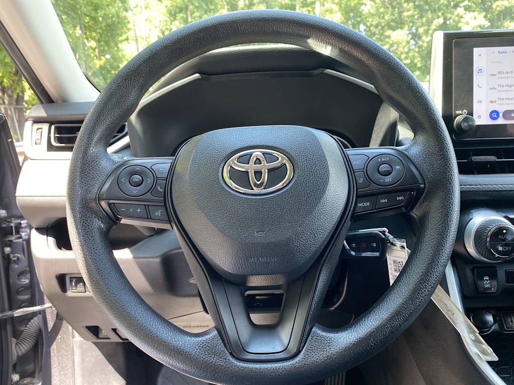 Thumbnail: 2025 Toyota RAV4 - 13