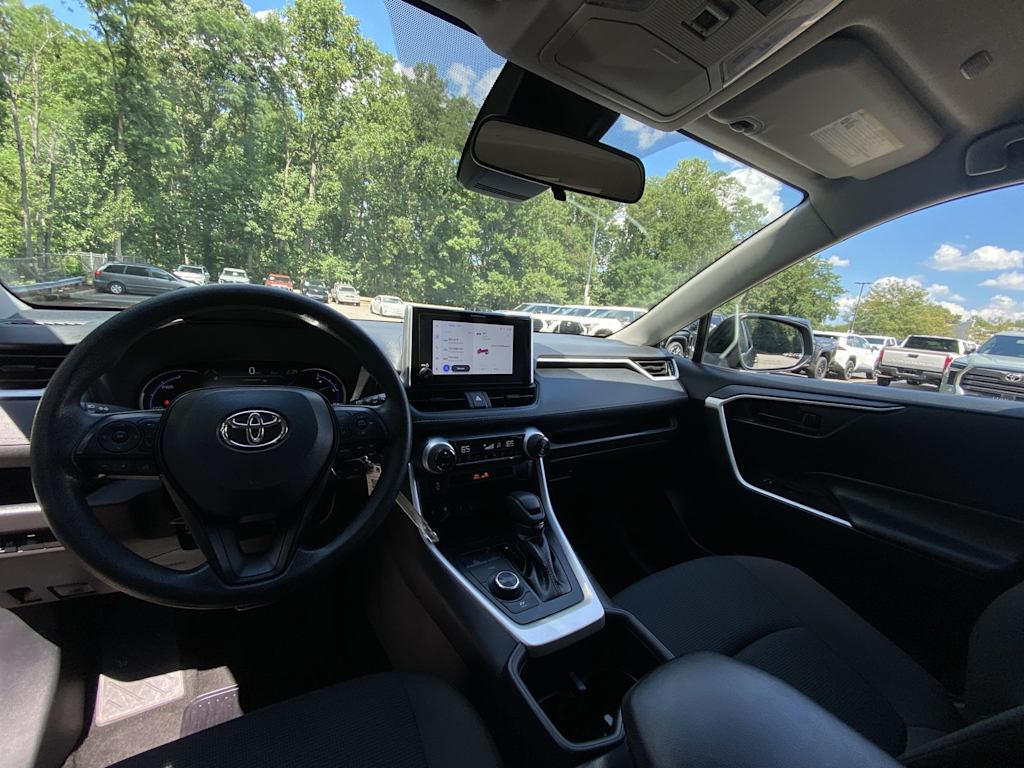 Thumbnail: 2025 Toyota RAV4 - 9