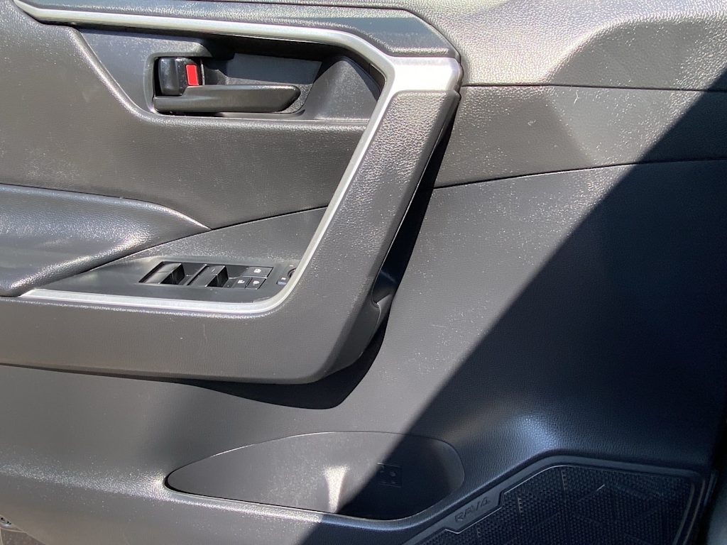 Thumbnail: 2024 Toyota RAV4 - 23