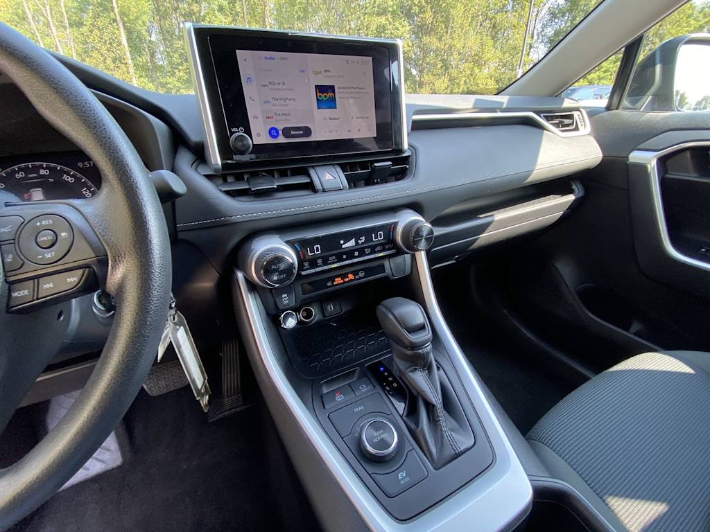 Thumbnail: 2024 Toyota RAV4 - 7