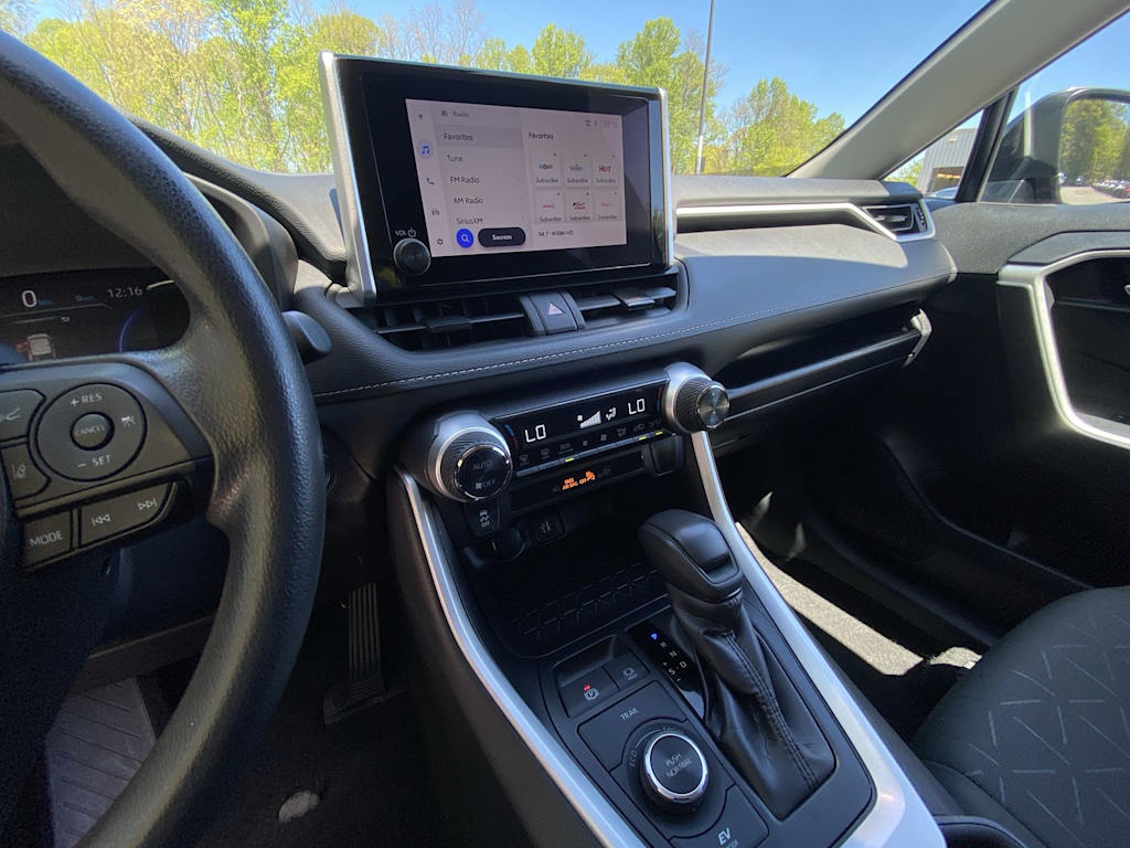 Thumbnail: 2024 Toyota RAV4 - 5