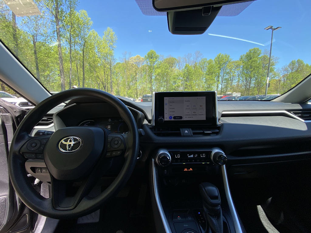 Thumbnail: 2024 Toyota RAV4 - 2