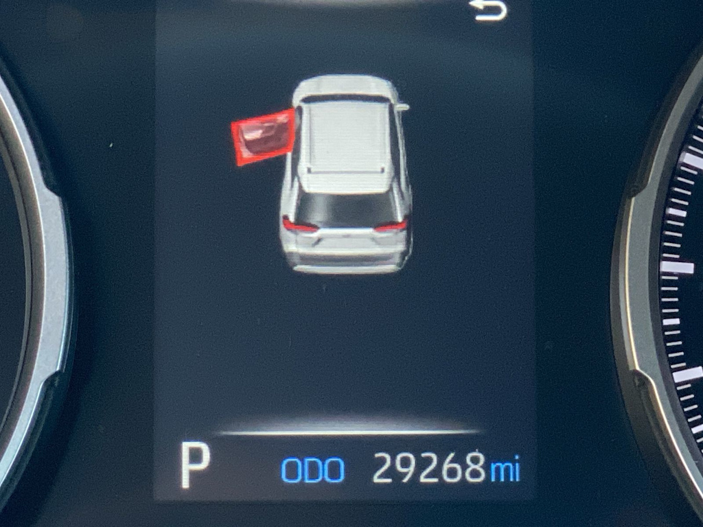 Thumbnail: 2022 Toyota RAV4 - 12