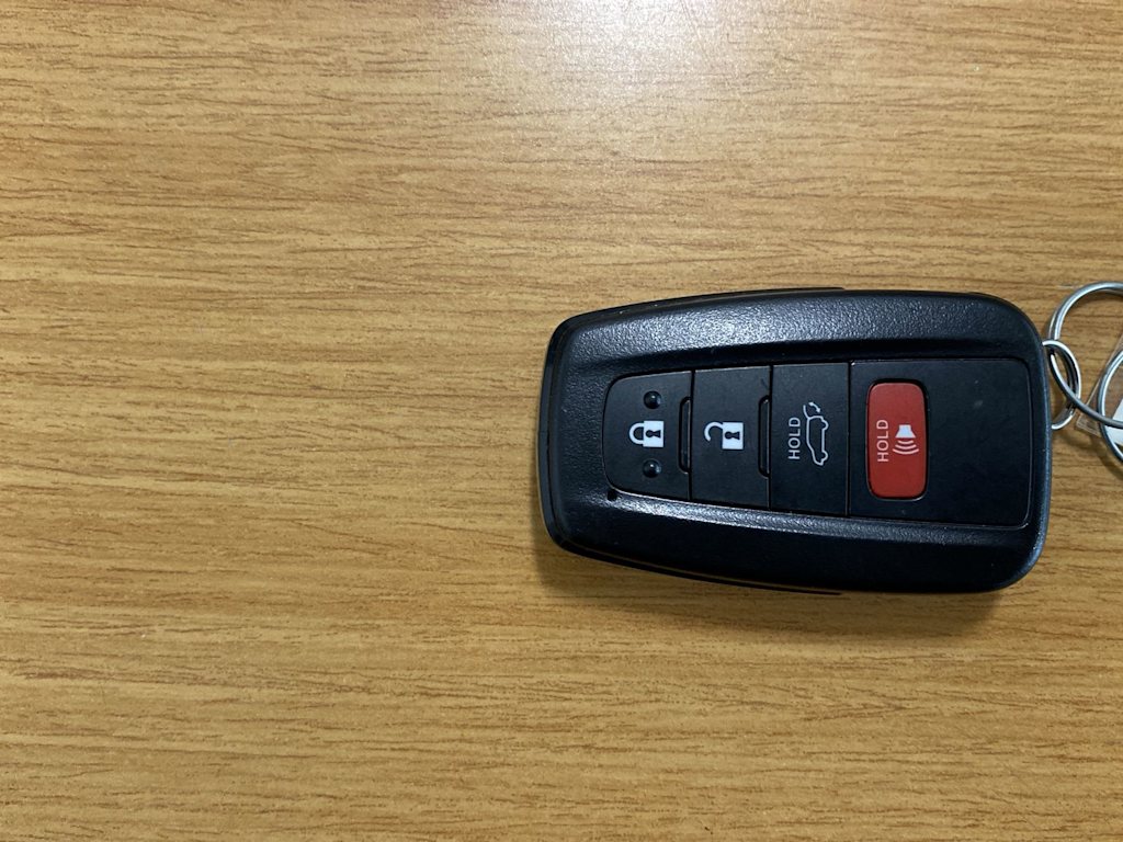 Thumbnail: 2022 Toyota RAV4 - 30