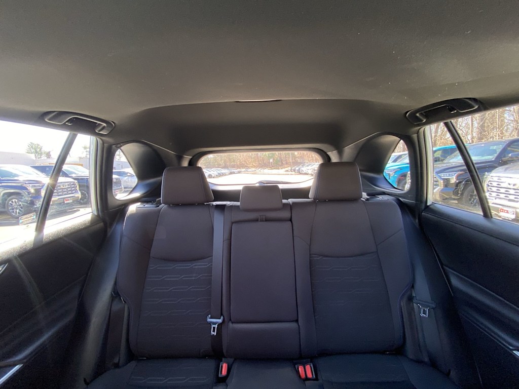 Thumbnail: 2022 Toyota RAV4 - 30