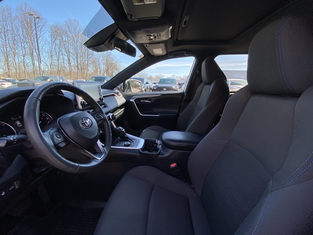 Thumbnail: 2022 Toyota RAV4 - 7