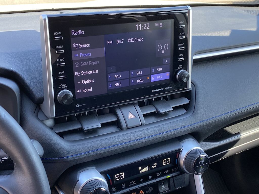 Thumbnail: 2022 Toyota RAV4 - 11