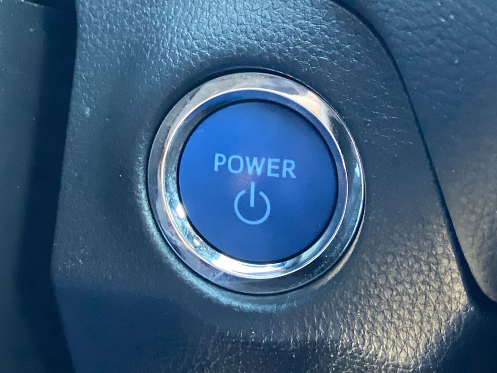 Thumbnail: 2022 Toyota RAV4 - 32