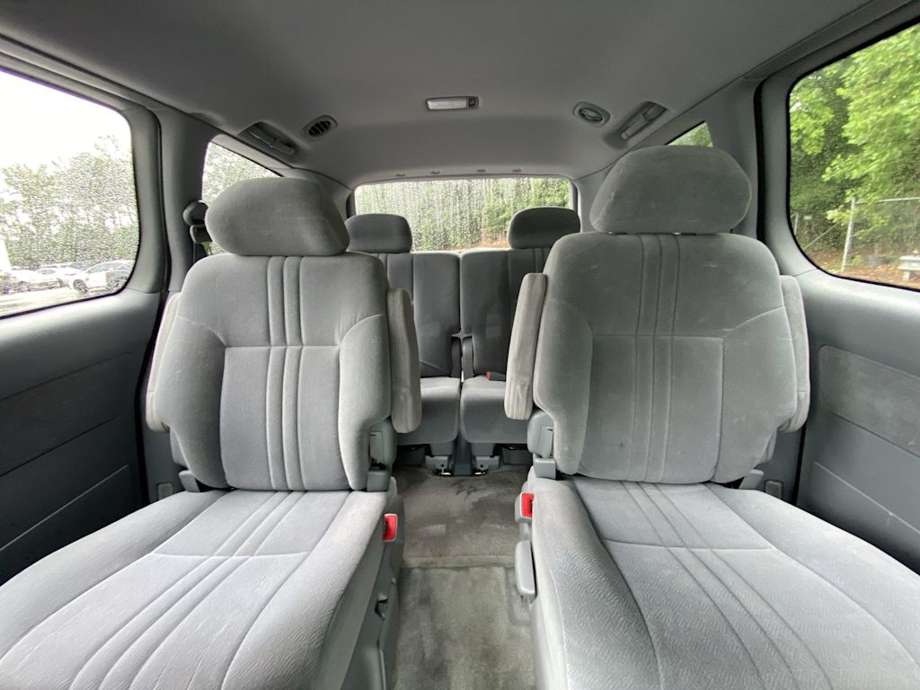 Thumbnail: 2003 Toyota Sienna - 32