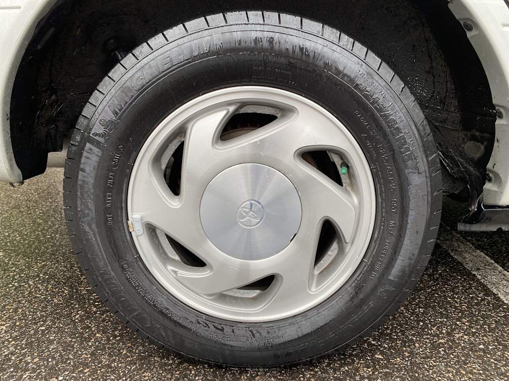 Thumbnail: 2003 Toyota Sienna - 26