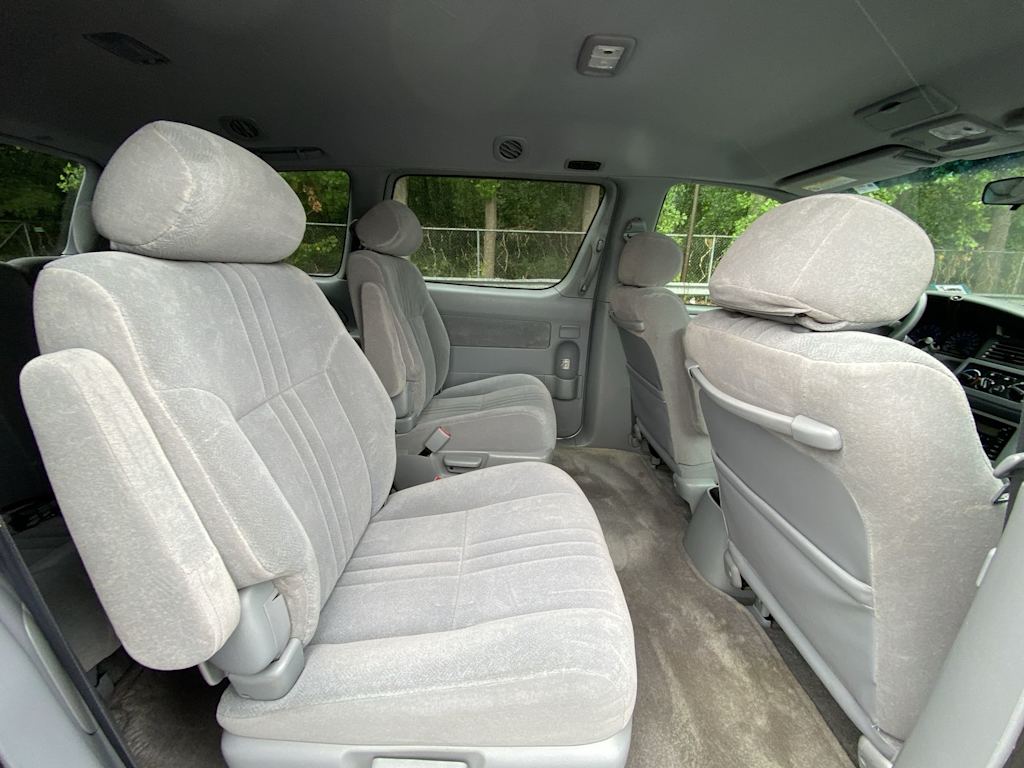 Thumbnail: 2003 Toyota Sienna - 31