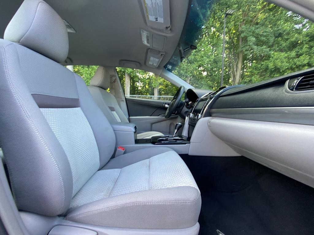 Thumbnail: 2014 Toyota Camry - 30