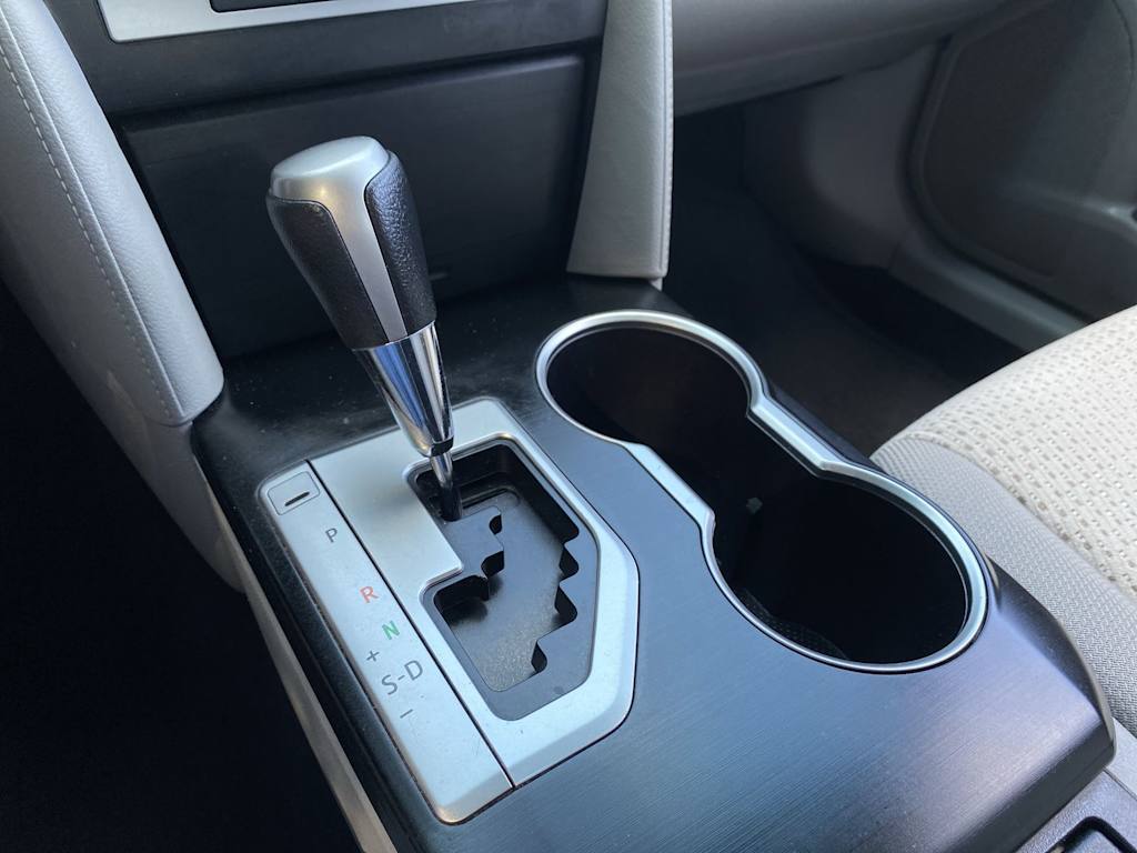 Thumbnail: 2014 Toyota Camry - 15
