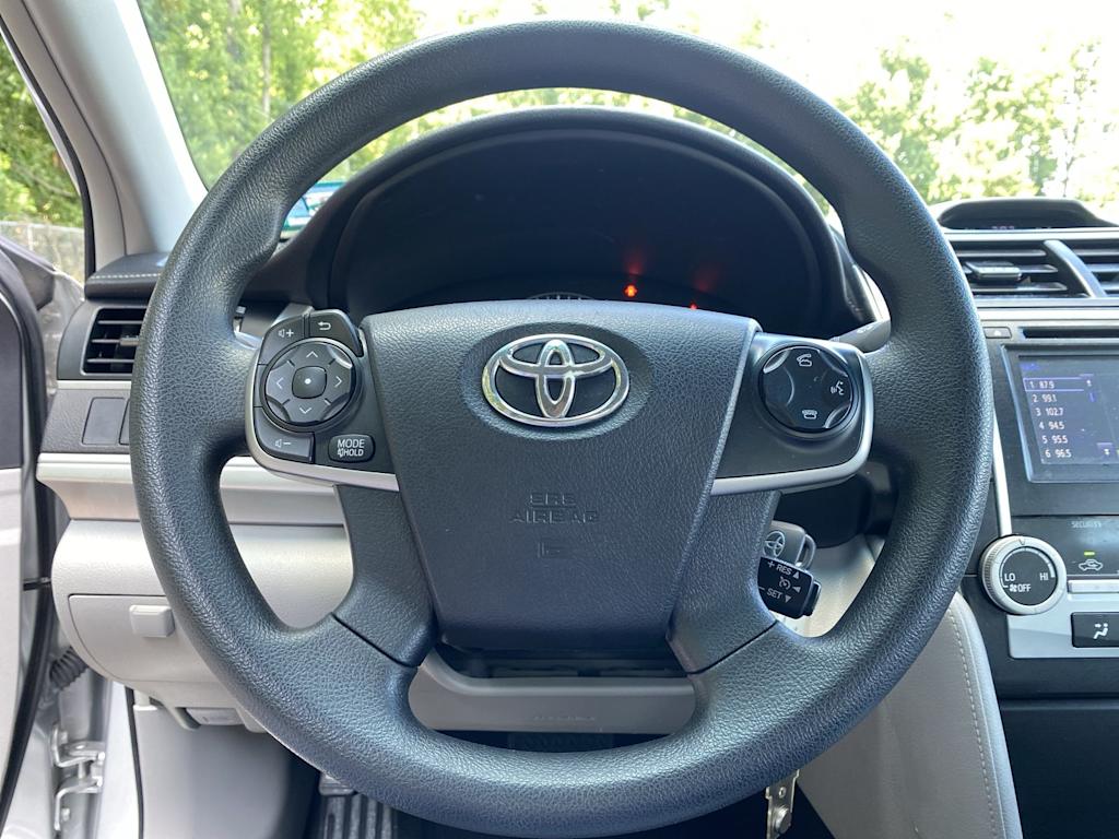Thumbnail: 2014 Toyota Camry - 13