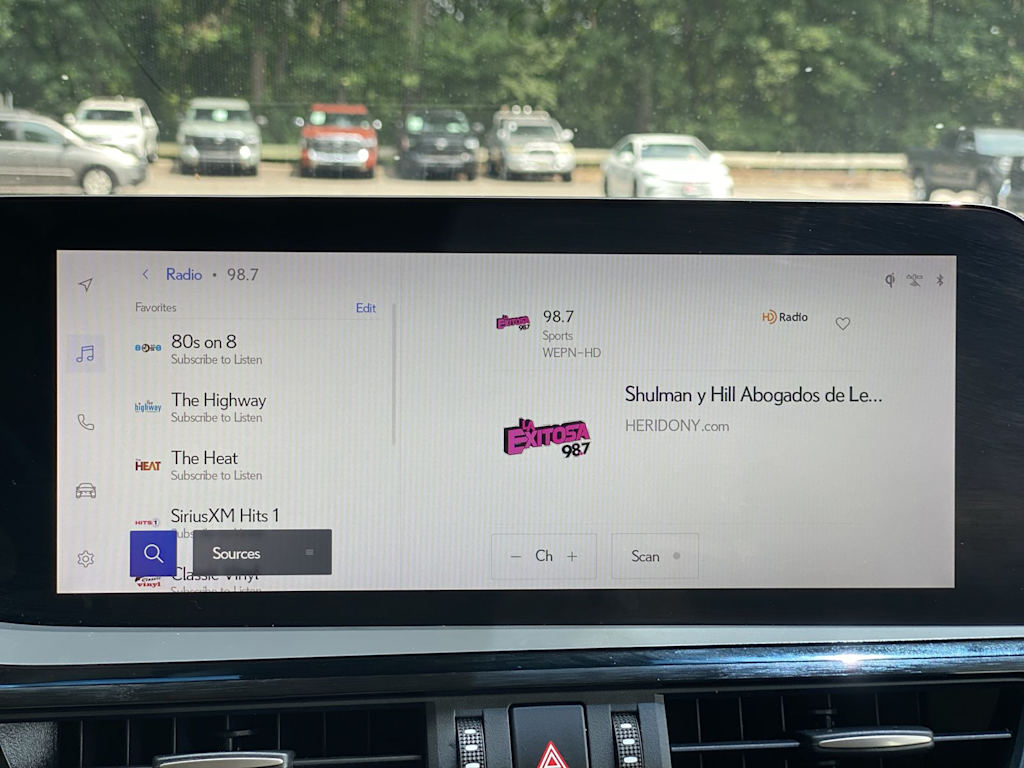 Thumbnail: 2023 Lexus ES - 13