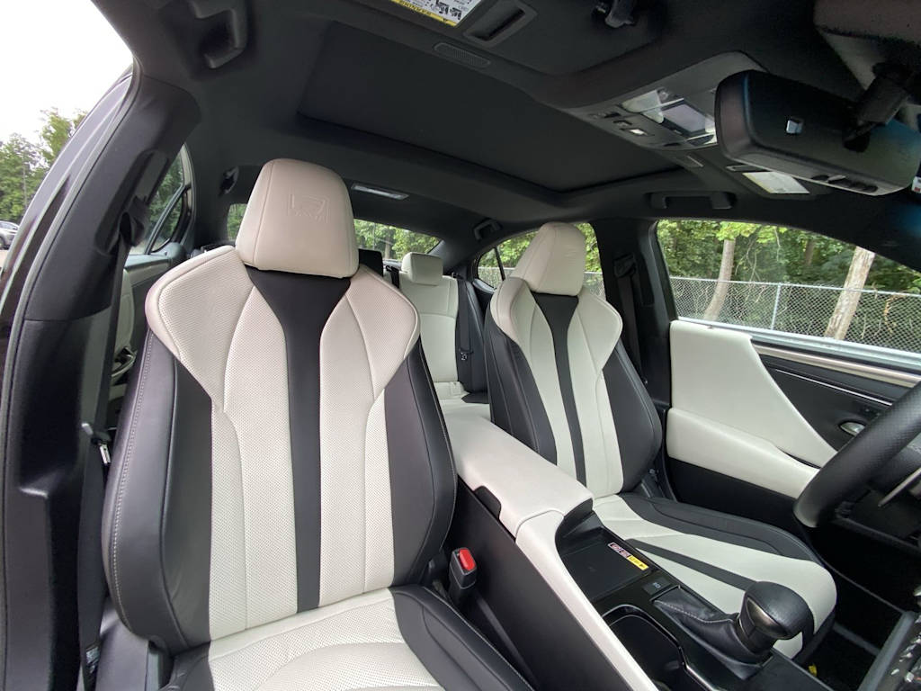 Thumbnail: 2024 Lexus ES - 7