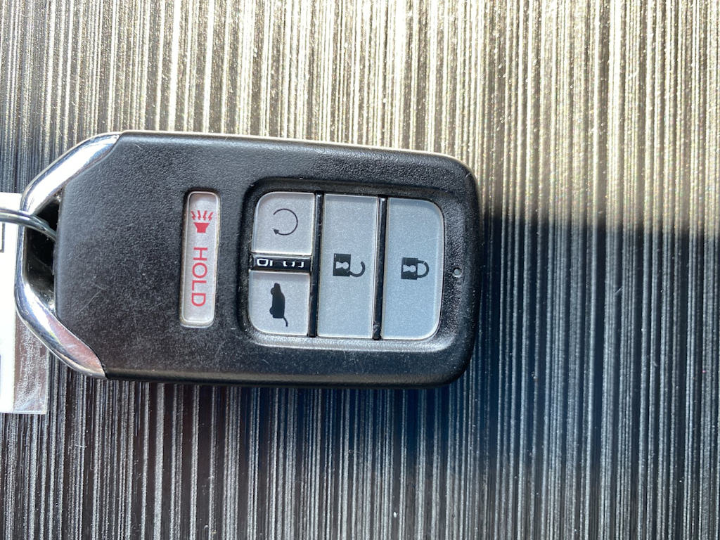 Thumbnail: 2021 Honda Pilot - 18