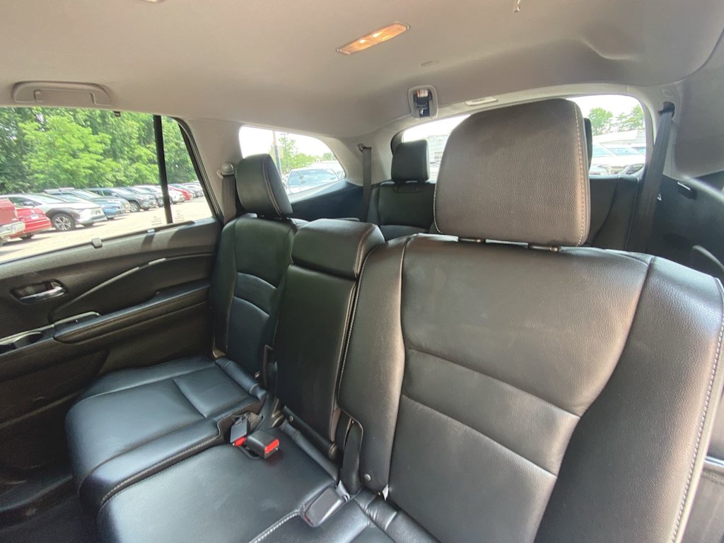 Thumbnail: 2020 Honda Pilot - 11