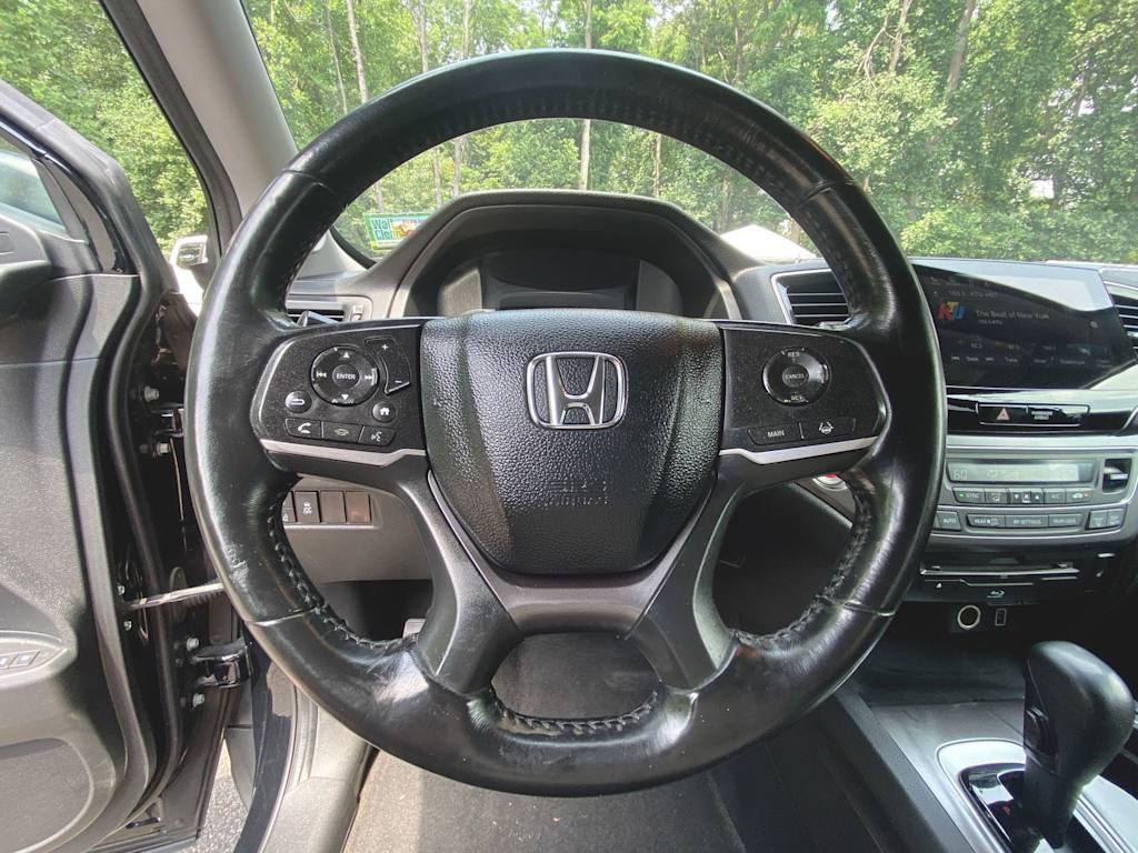Thumbnail: 2020 Honda Pilot - 8