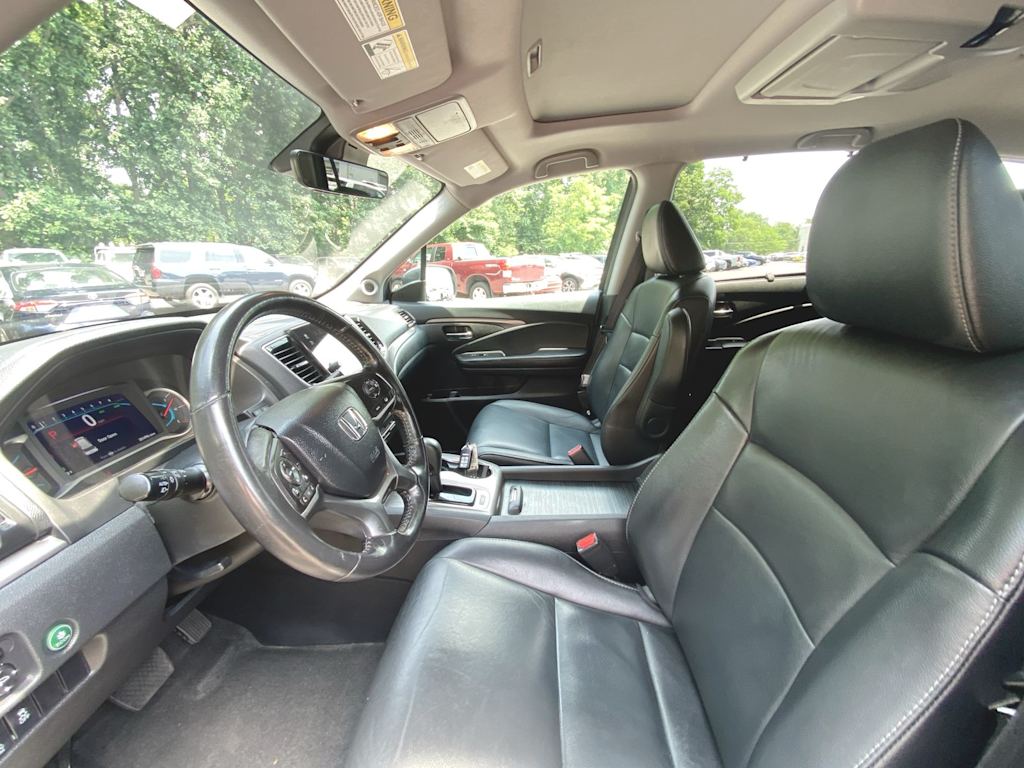 Thumbnail: 2020 Honda Pilot - 9