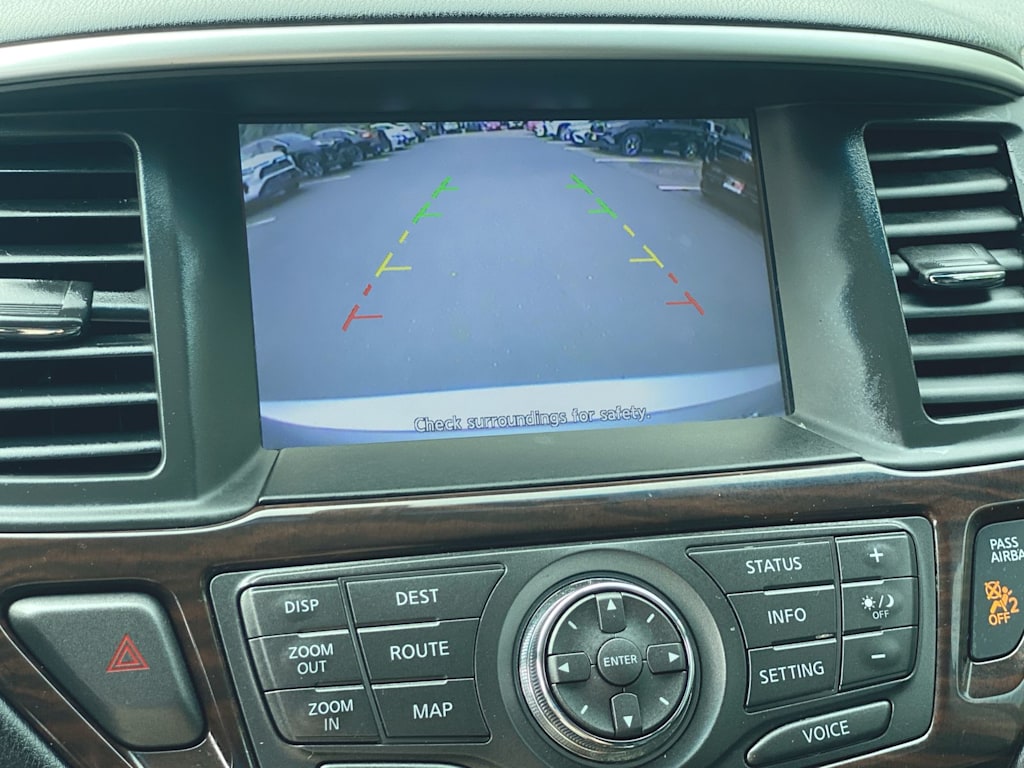 Thumbnail: 2014 Nissan Pathfinder - 30