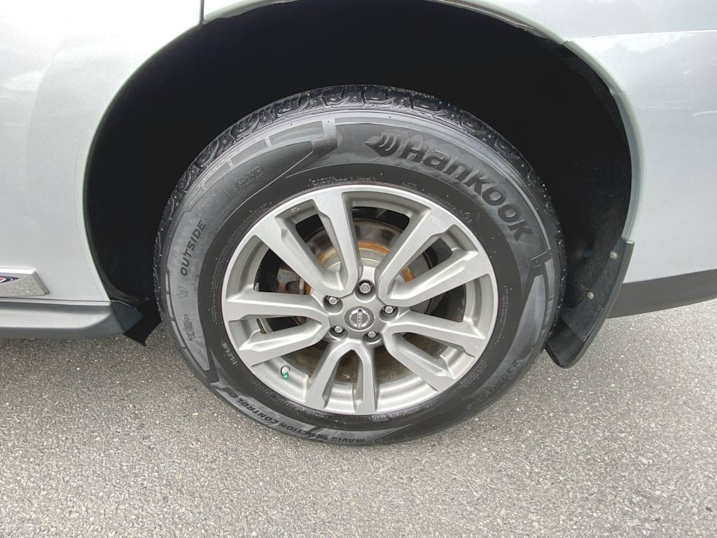 Thumbnail: 2014 Nissan Pathfinder - 21