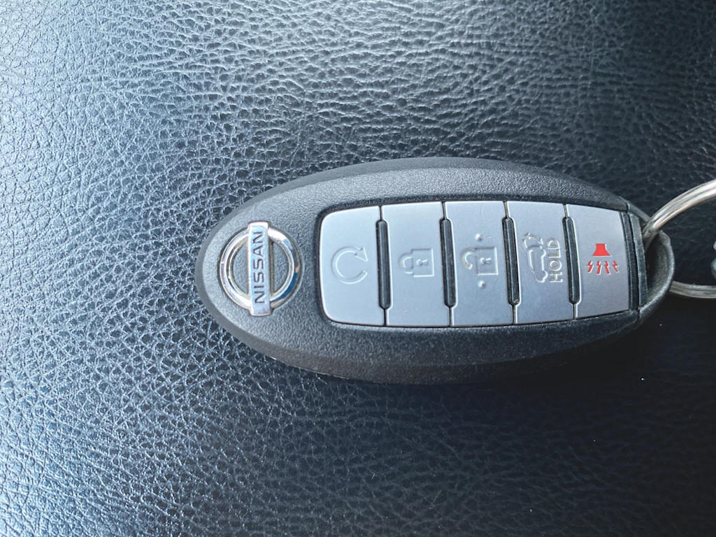 Thumbnail: 2014 Nissan Pathfinder - 16