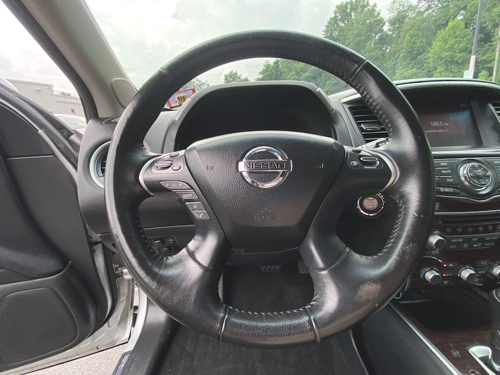Thumbnail: 2014 Nissan Pathfinder - 11